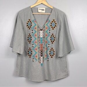 Savanna Jane blue striped embroidered boho flare sleeve v-neck top, small.